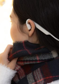 Open AirPhone-Fit
