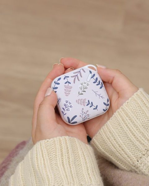 約42℃に温まる電子カイロ