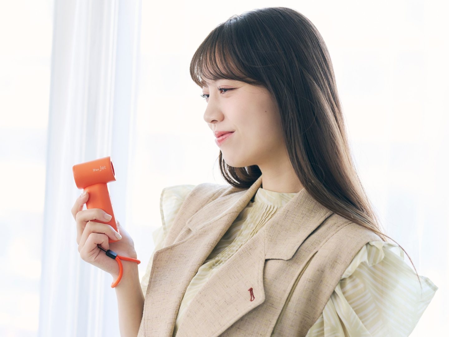 ポケットサイズながら4段階切替